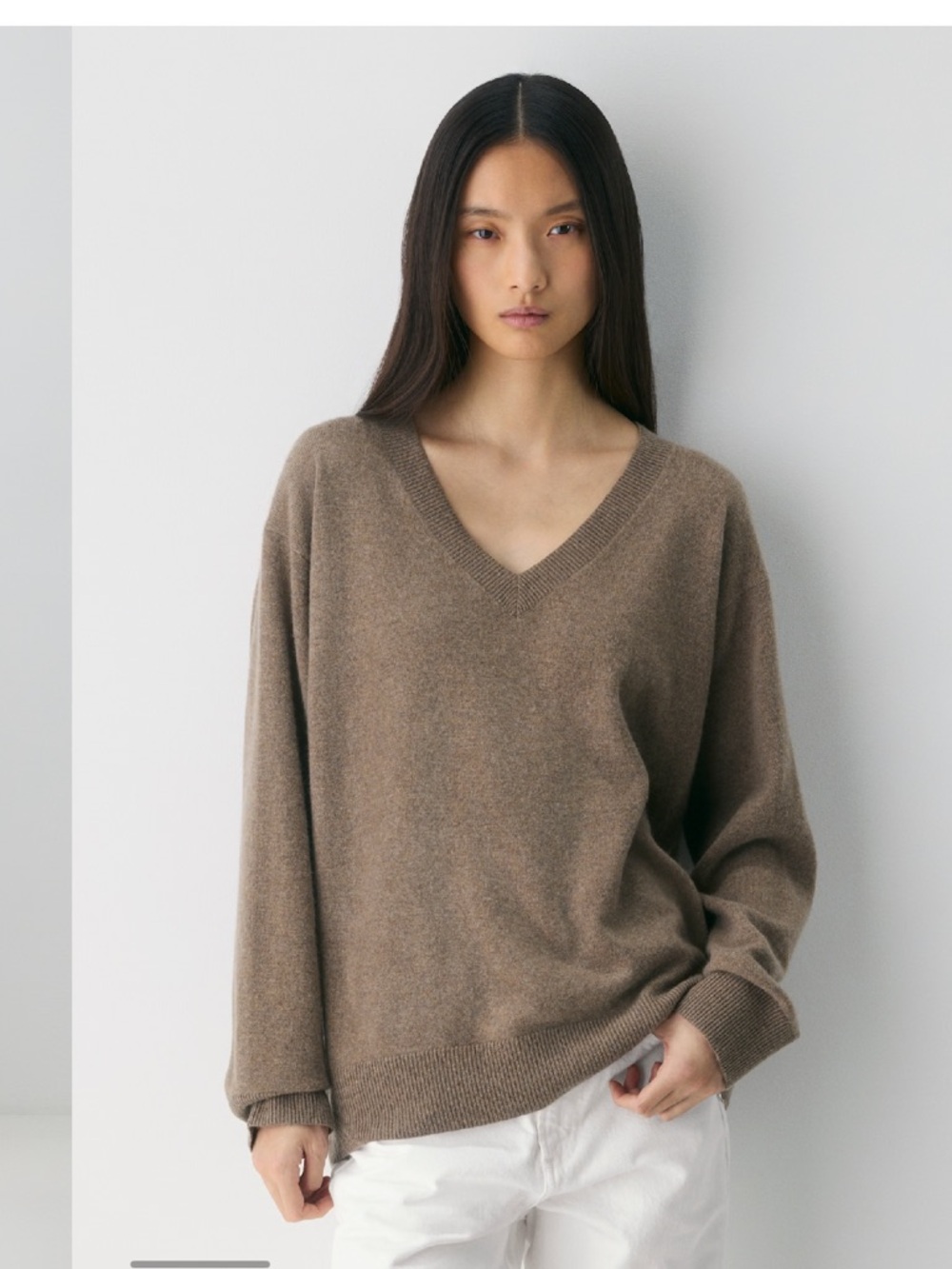 Aritzia NWT Cashmere Sweater